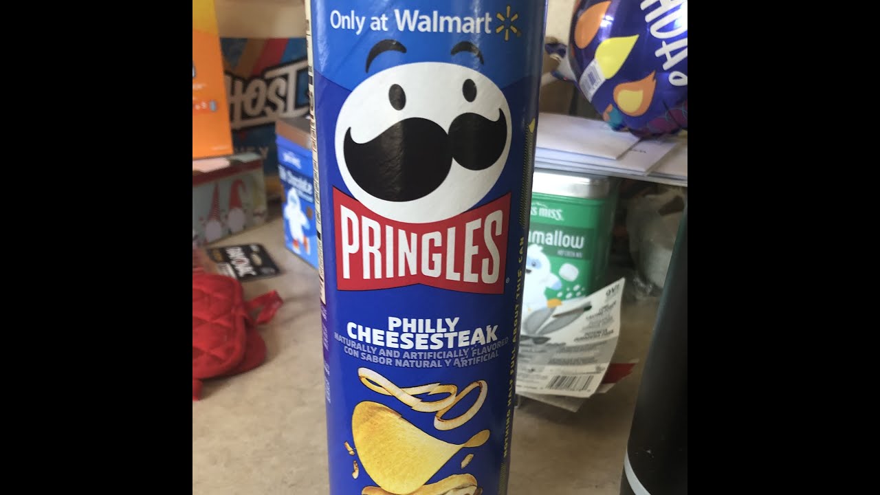 I try the Philly Cheesesteak Pringles - YouTube