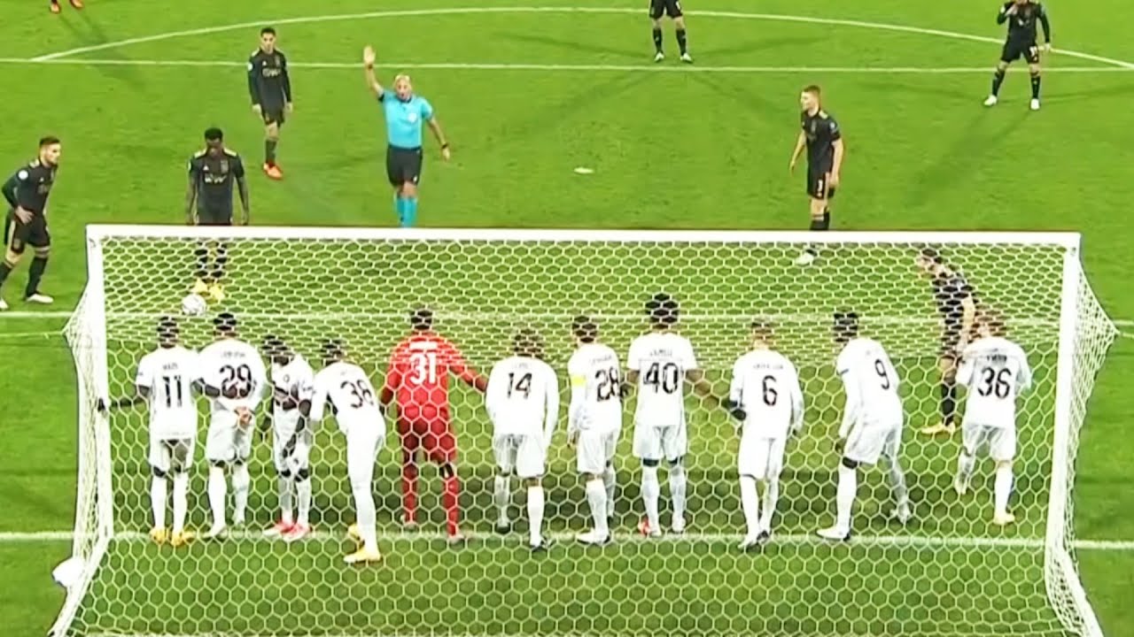 ⁣Los Tiros Libres más RAROS del Fútbol 🤯