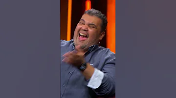 احمد فتحي ازاي اتعرف علي مراته سهرانين 