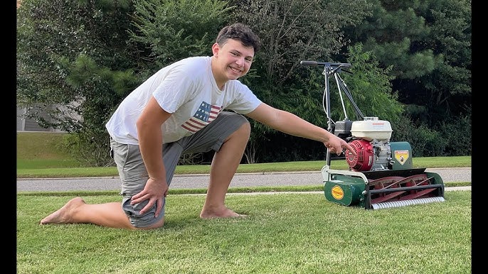 Starting my at home putting green! ⛳️🏌🏾California Trimmer gets a rear  roller! Let's GO! 