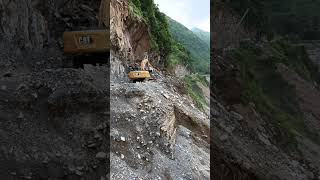 #shorts JCB ne saaf ki road #kumaon #pahad #uttarakhand #viral #nature #