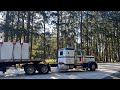 23 февраля, разгрузка с гранитом как всегда не подвела В своем репертуаре Peterbilt 389