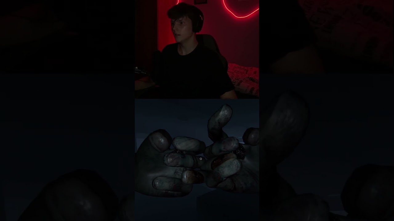 Phasmophobia s @yumikicat 