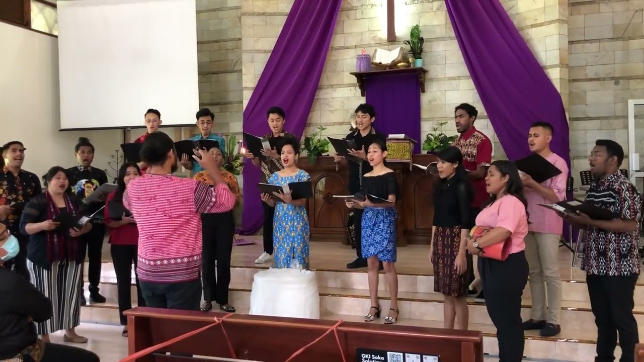 Ekklesia Madrigal Choir ORANG TATUA BASUDARA karya ARNOLD APITULEY 😇