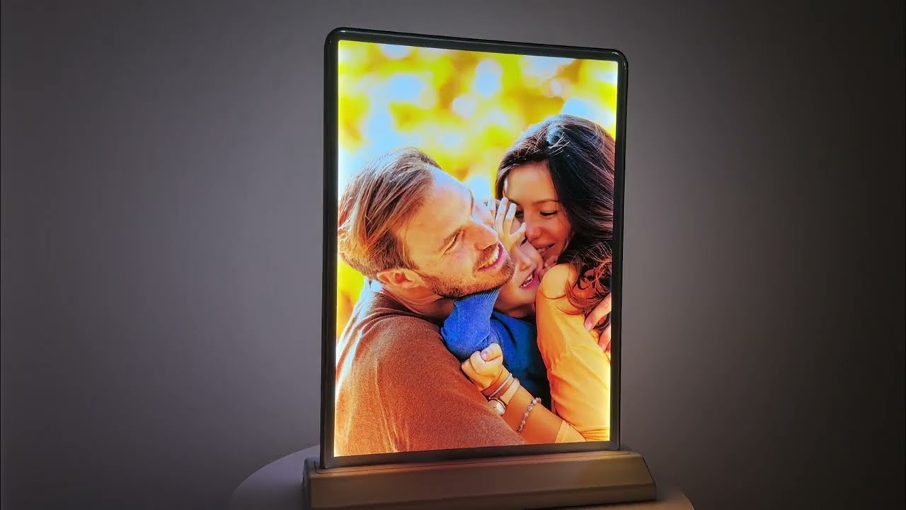 TABLE TOP DOUBLE SIDED LED PICTURE FRAME BY Flaipixels