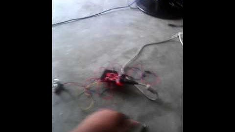 Gizduino X: Ultrasonic sensor w/ vibrating motor