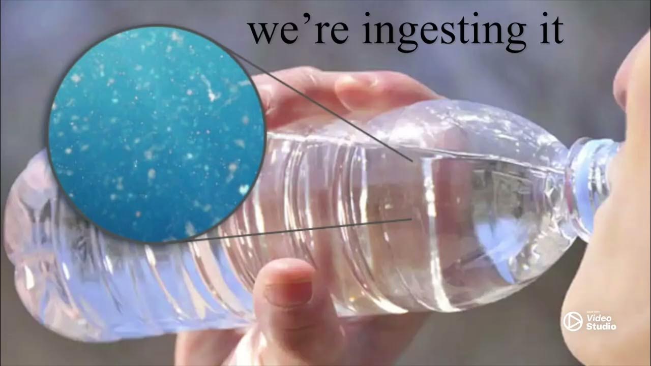 Микропластик в воде. Микропластик в воде. Микро пластик в воде. Бутылка с горячей водой. Микропластик.
