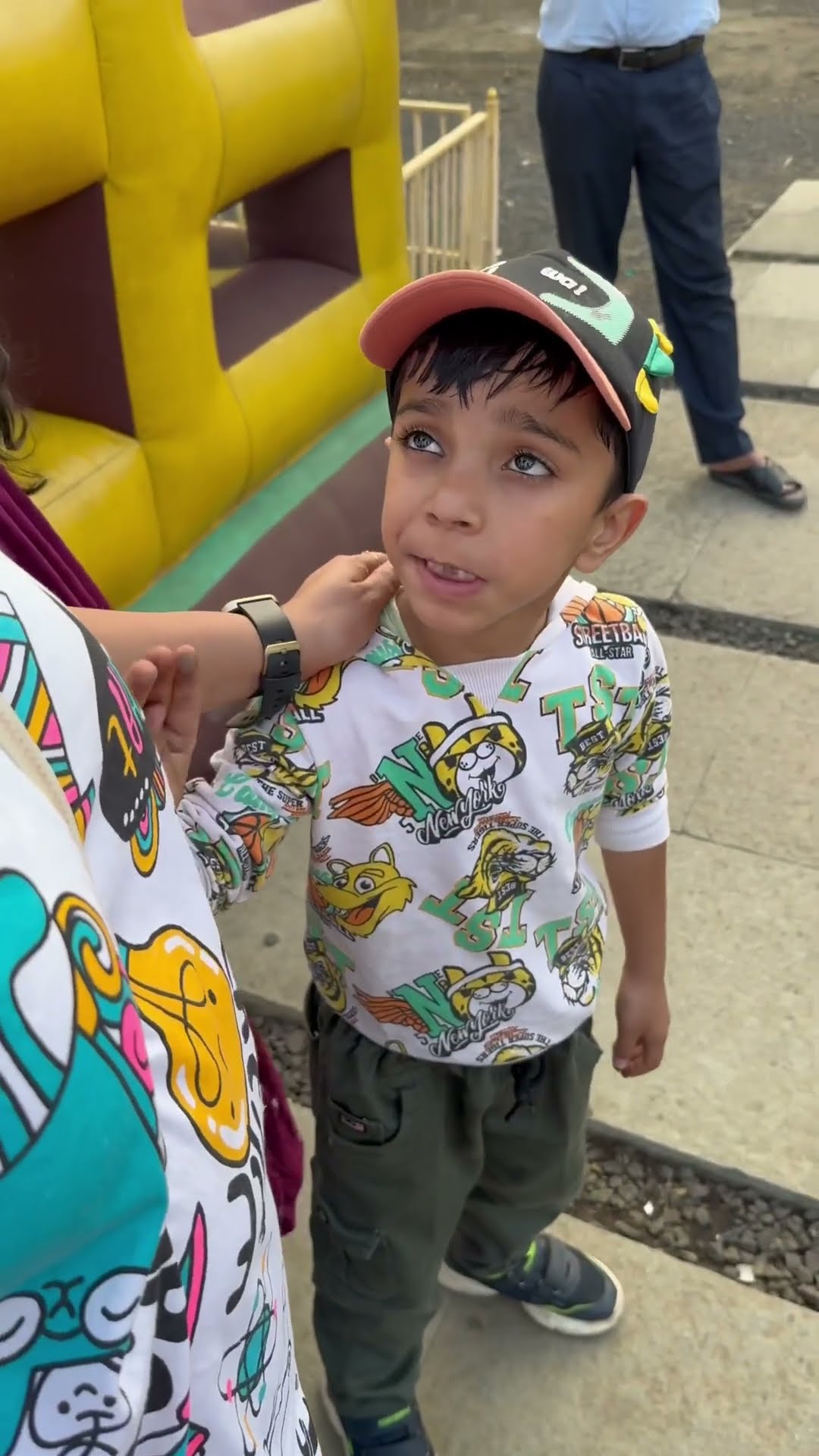 Duggu ki mummy toh bhut strong ? hai ?? #shorts || watch full video on@Duggumoments