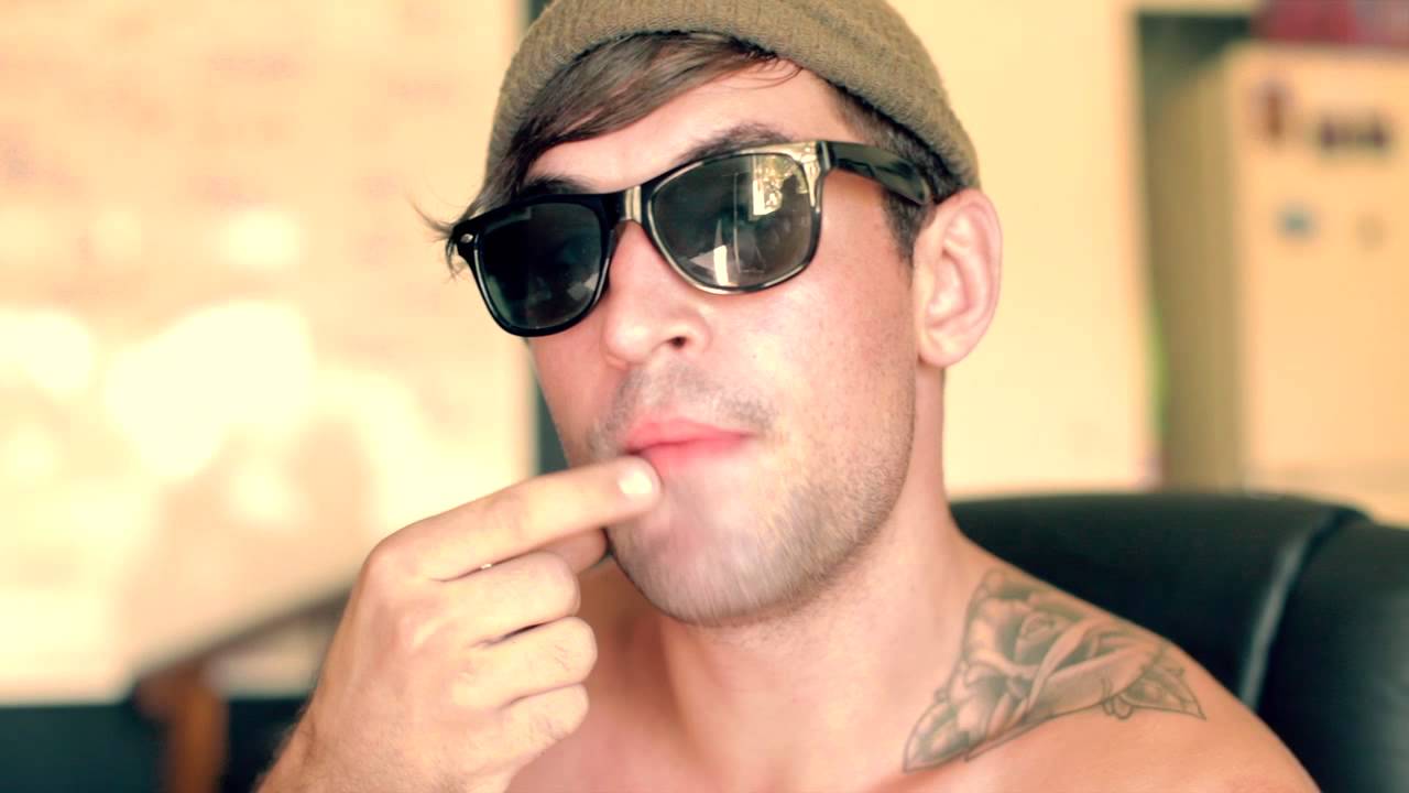 How To French Inhale like a Benjaminion