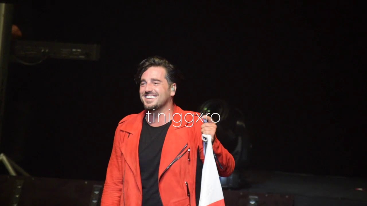 Bustamante se emociona en SANTANDER - Tour Heroes (02/06/19) Palacio de Festivales