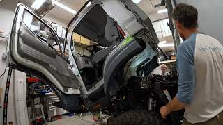 Incredible electric lifting tilt cab for expedition Fuso