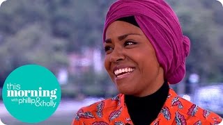 Nadiya Hussain's Chocolate Zebra Cake | This Morning