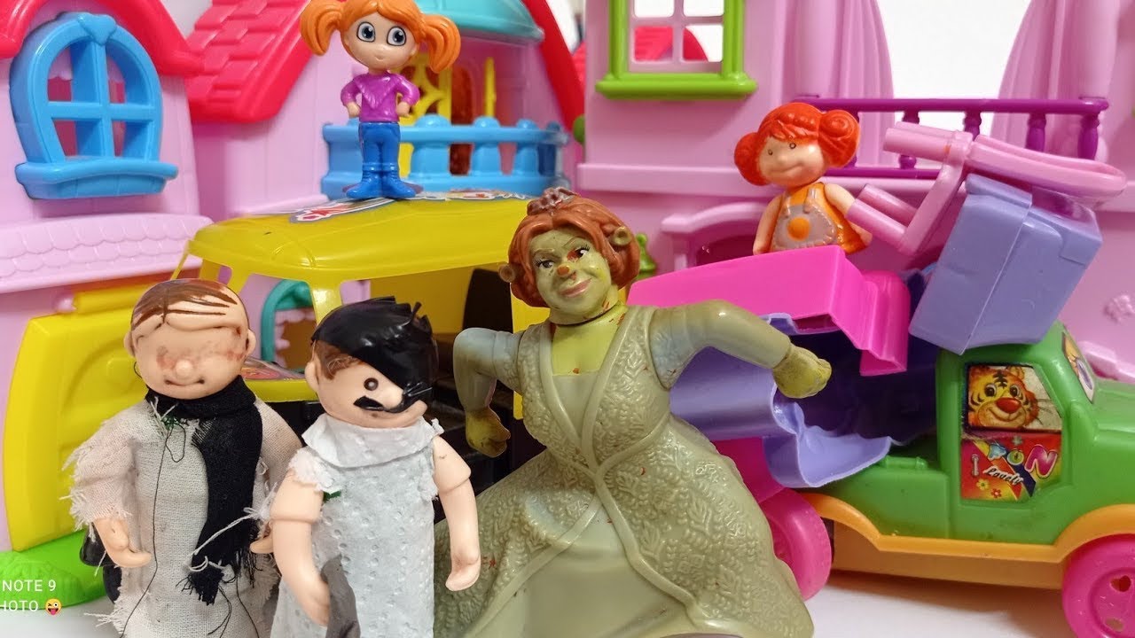 جنه ورؤى مع بابا عمر في اتوبيس المدرسه العجيب/عائله عمر _جنه ورؤي ...