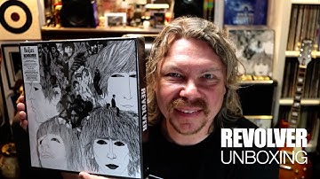 Revolver Super Deluxe Vinyl Set Unboxing SPOILER ALERT!