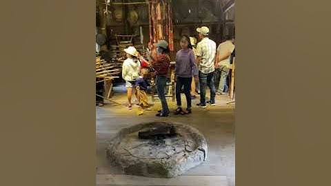 Nhạc cụ Đàn đá trong đá trong thung lũng tình yêu, tp Đà Lạt, đàn đá nhạc cụ Tây Nguyên. Tập 2