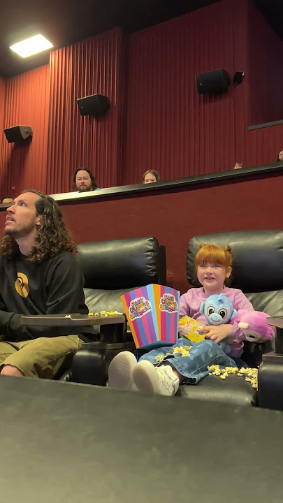 What just HAPPENED?! 🍿 popcorn SPiLLED behind the scenes in A for Adley: LOST iN THE MOViES #shorts