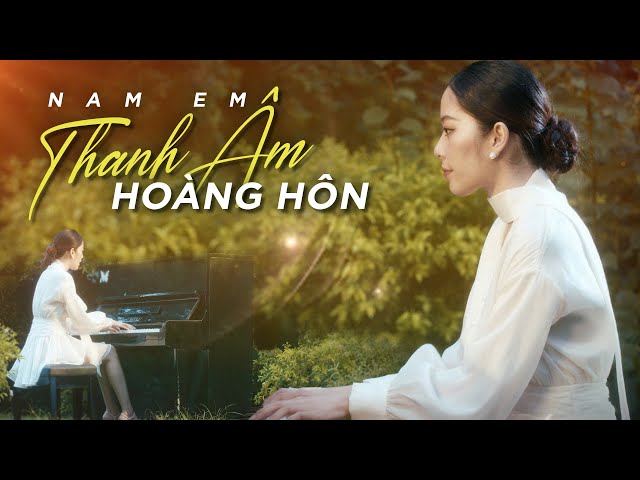 Nam Em - Thanh Âm Hoàng Hôn | Live performance class=