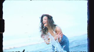 Video thumbnail of "Emilia Ali - Loved the ocean"