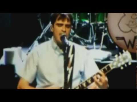 Weezer - 'Across The Sea' Live @ Memories Tour