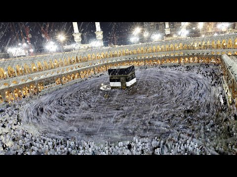 Thunderstorms and rains in the Sacred Mosque Al-Haram in Mecca, Saudi Arabia