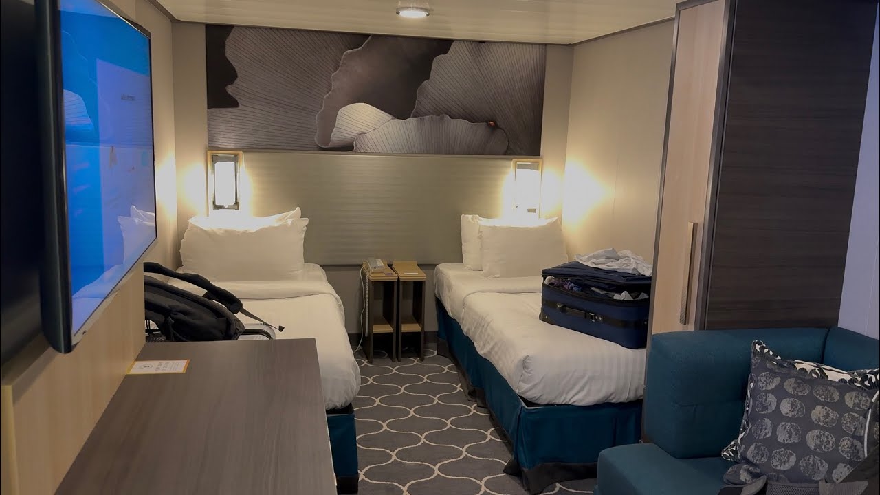 Symphony of the Seas Interior Cabin 9531
