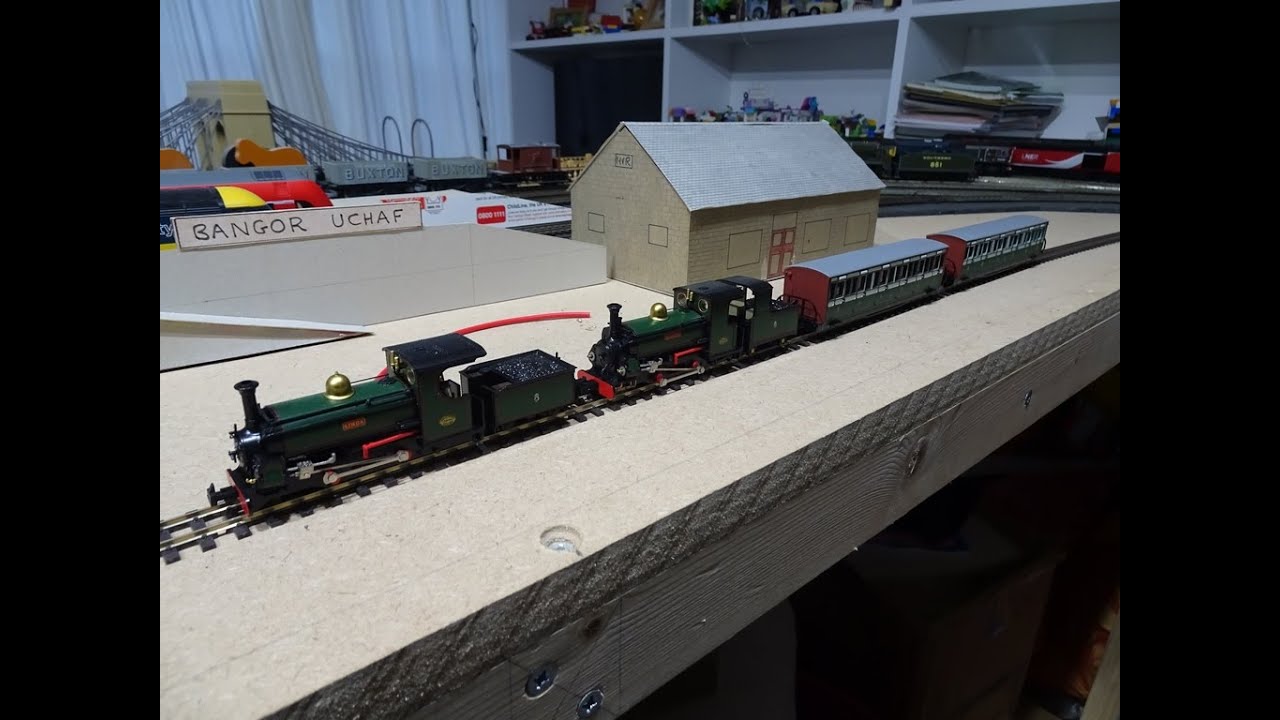 New Peco OO9 Ffestiniog Bowsider Coaches