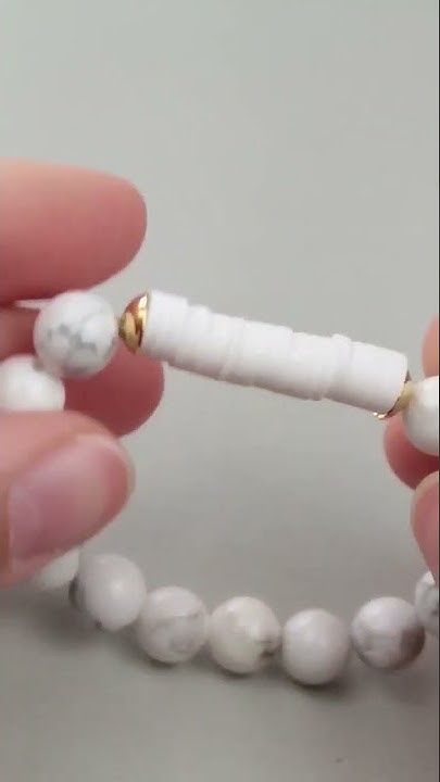 Браслет на резинке с каучуковыми бусинами #трендовыеукрашения # ...