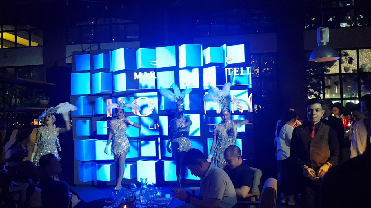 INDONESIA MUDA DANCER - EVENT MARTELL  Night of the town at BEER HALL