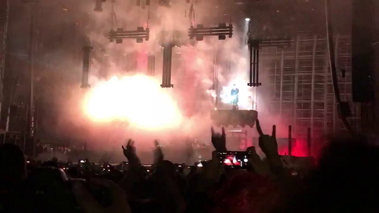 Rammstein - Ramm 4 ( directo en Resurrection Fest 2017 ) - YouTube
