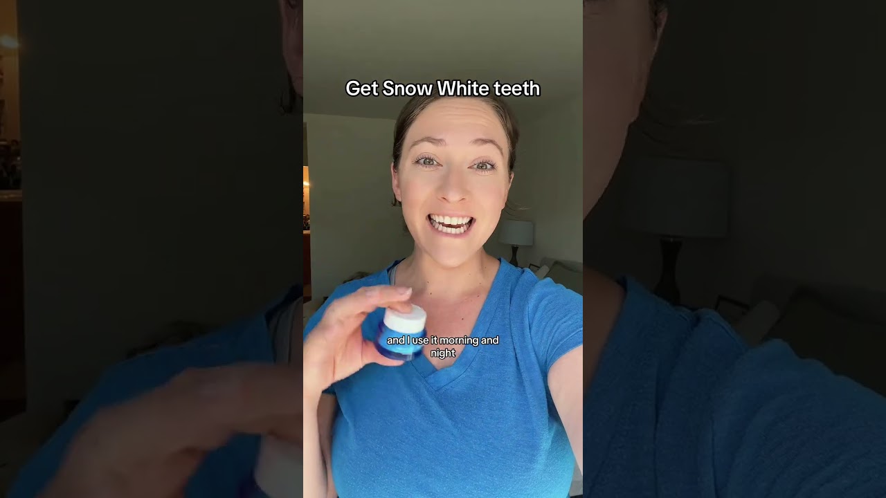 Transform your smile with this game-changing whitening powder 