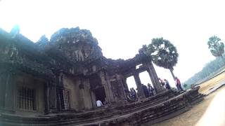 קמבודיה חצרות מקדשי אנגקור חובה