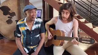 Milton Nascimento e Tim Bernardes - A Lua Girou