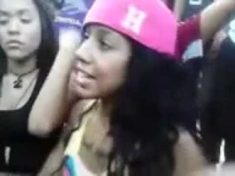 Mestiza Y Neblinna Mc   Freestyle   Conexión Valencia Y Caracas   En La Plaza De Guacara