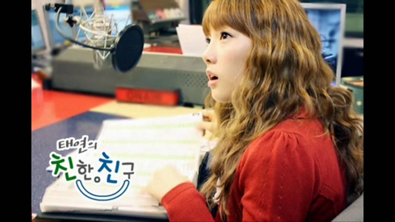 TaeYeon (SNSD) - In Foolish Me ft. KimBumSoo @ Dreamy Radio Nov06.2009 GIRLS' GENERATION Live