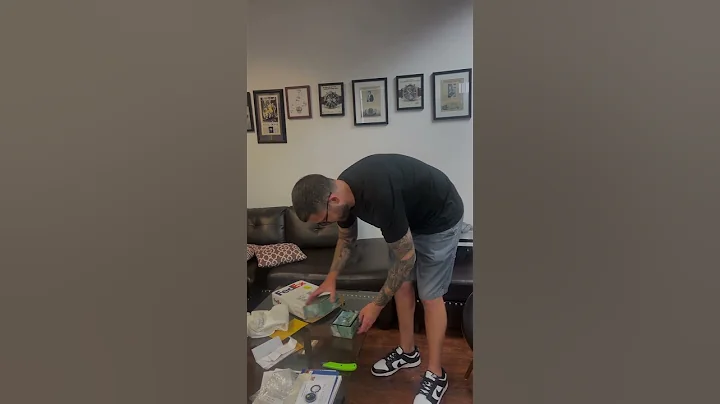 Unpacking Suspect FedEx Delivery - Don't Reuse Shipping Boxes #rolex #luxury #stolen #shorts
