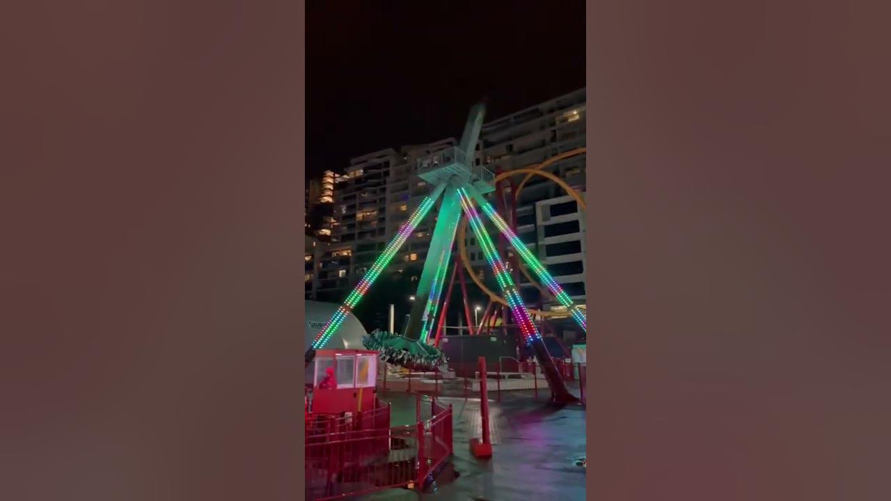 SLEDGEHAMMER Carnival Rides 🎢 Theme Park Luna Park SWING RIDE 🎠