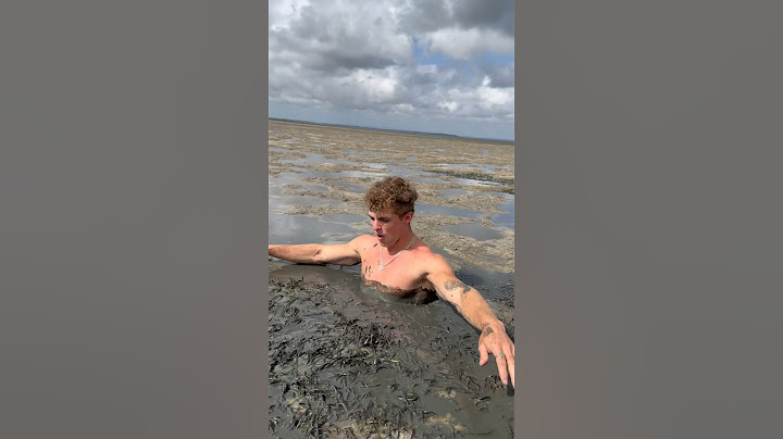 How To Get Out Of  Quicksand!😳#shorts