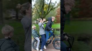 Met Zn Drieën Op Een Fatbike?