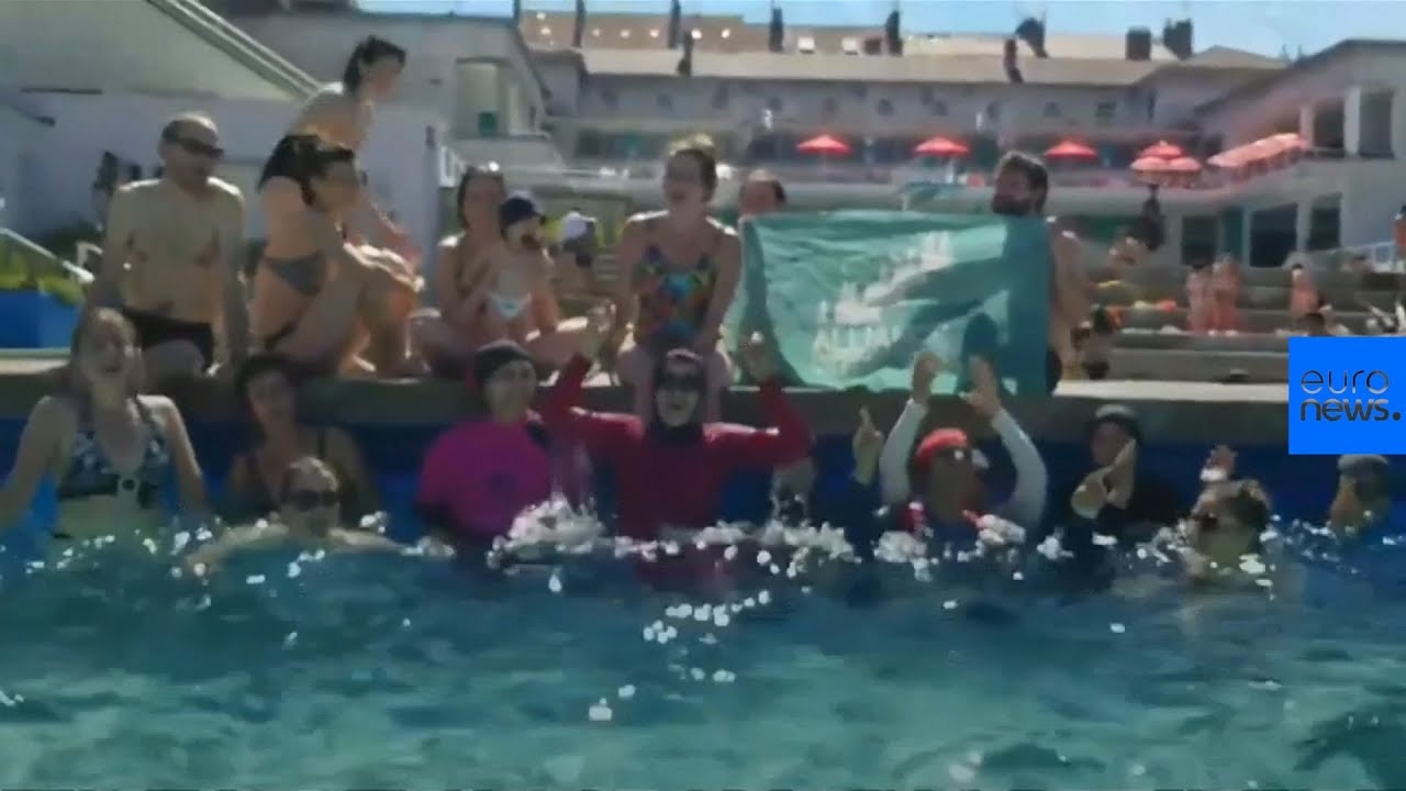 Women protesting burkini ban fined by French police european news agency