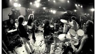 Video thumbnail of "Santana - Everybody's Everything Live Los Angeles,CA 1971 HQ AUDIO"