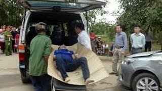 Clip: Taxi lao xuống hồ, 4 người chết thảm