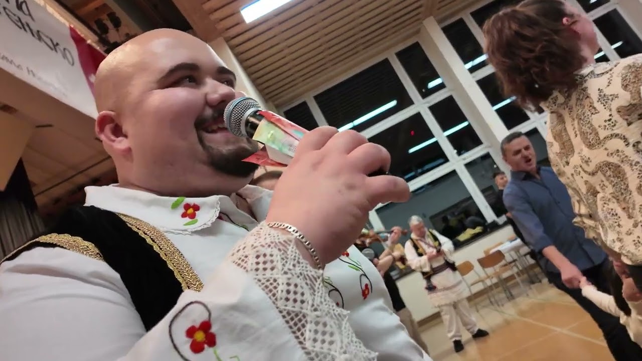 Ozrenski Dar Kralju Petre i Pjesme u Kolu