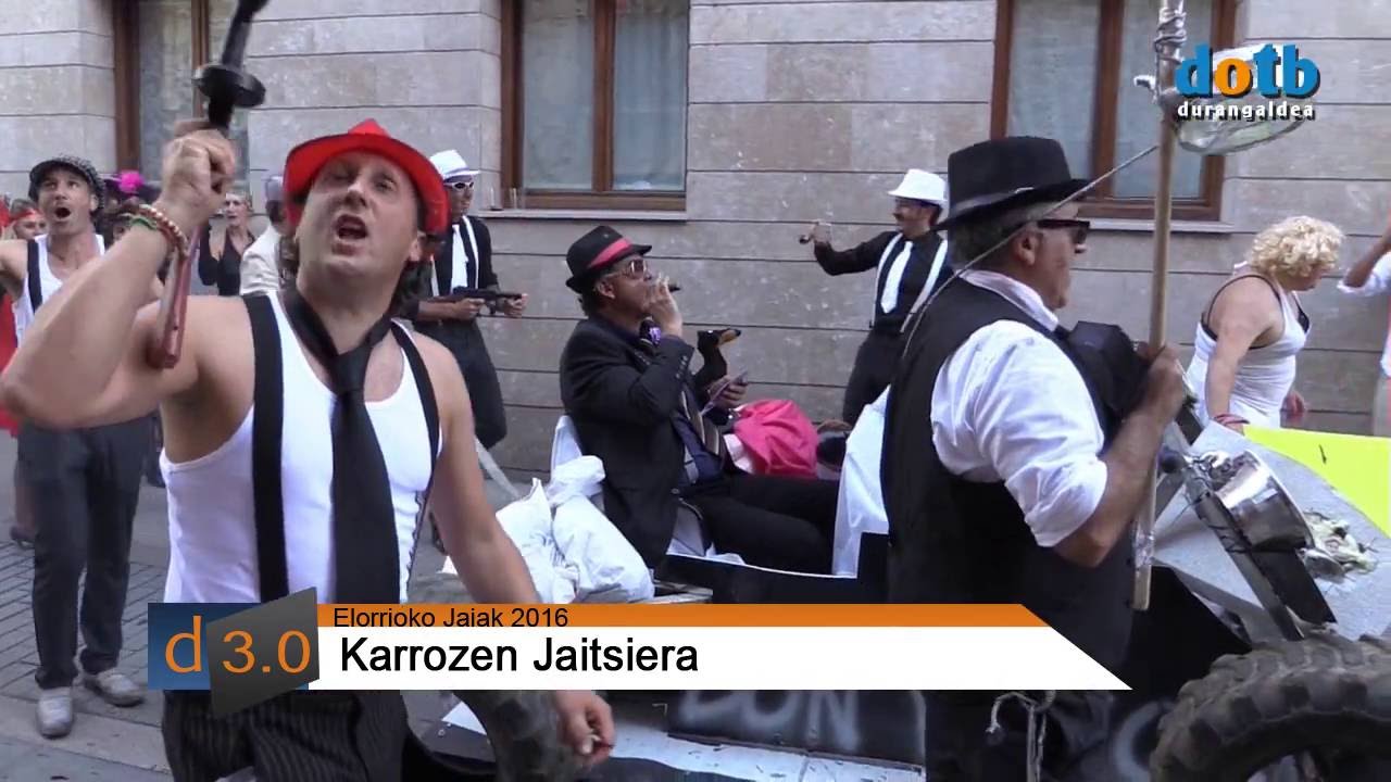 BAJADA DE CARROZAS ELORRIO 2016