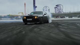 Раз_бать мир и к тебе с цветами // Я сижу курю //  Dodge Challenger