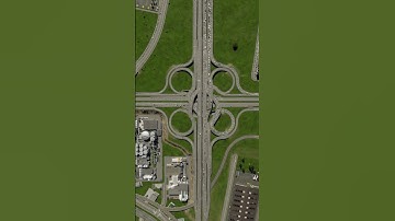 Advanced cloverleaf interchange simulation #citiesskylines #citiesskylines2 #shorts