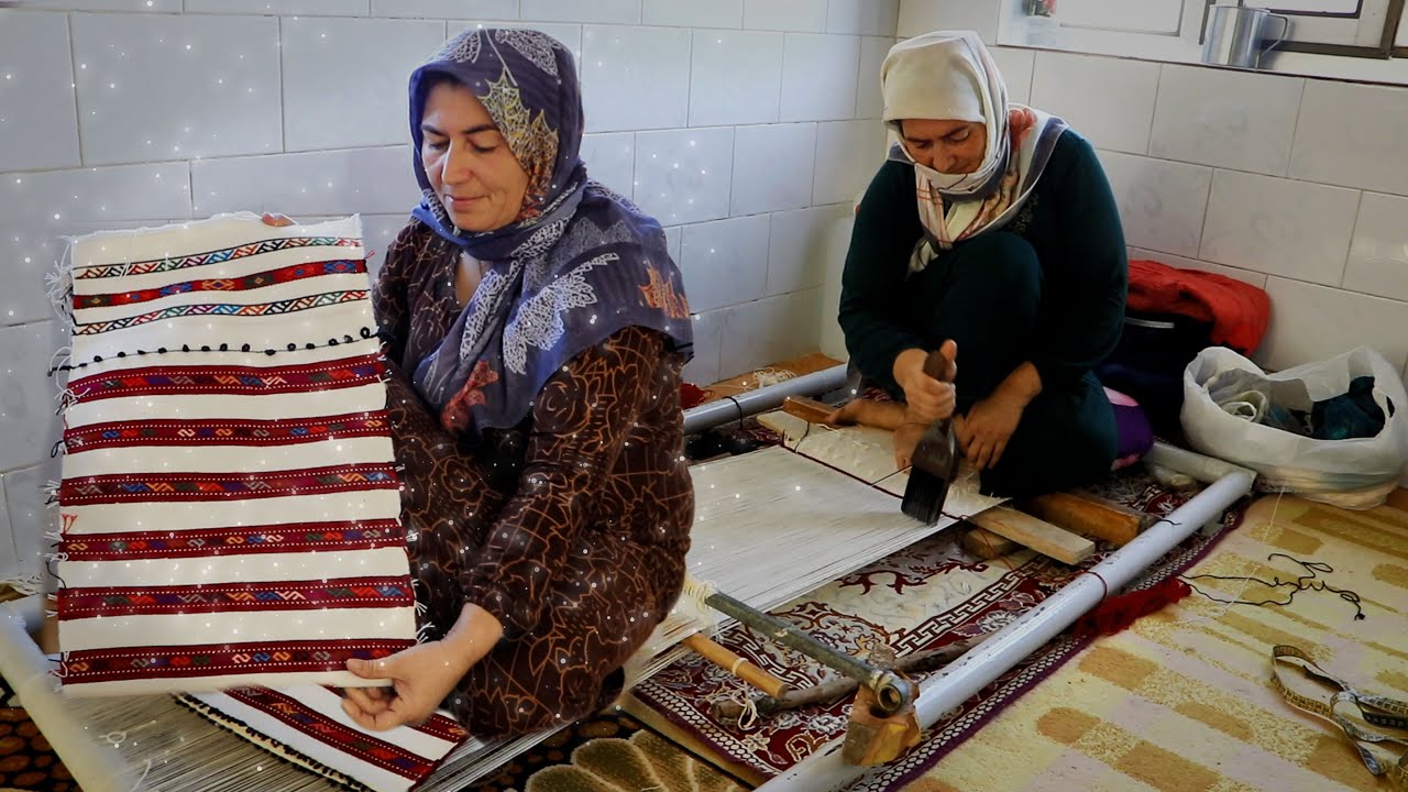 Local #weaving by a village woman | Rural style daily life