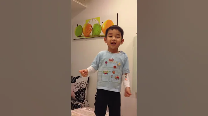 Oscar Chiang sing a song