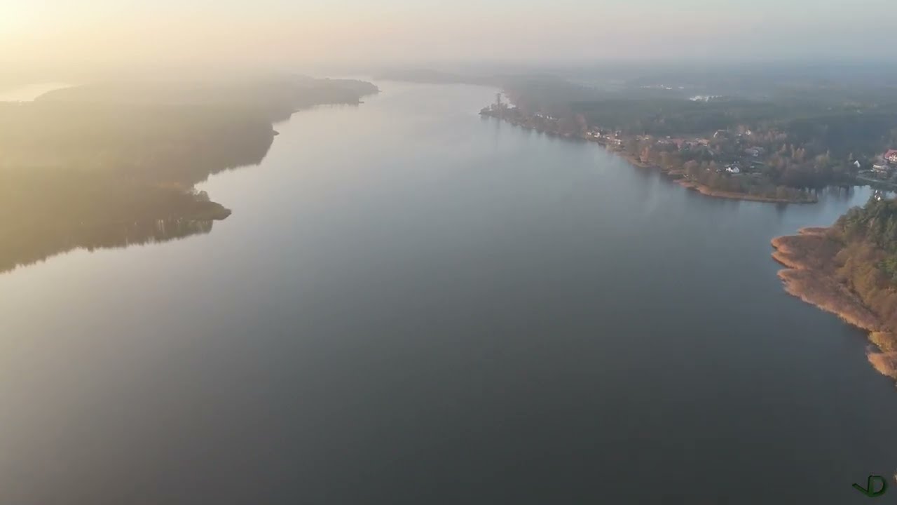 Wdzydzės ežerų kryžius, Radolnės ežeras, Wdzydze miestelis, Lenkija