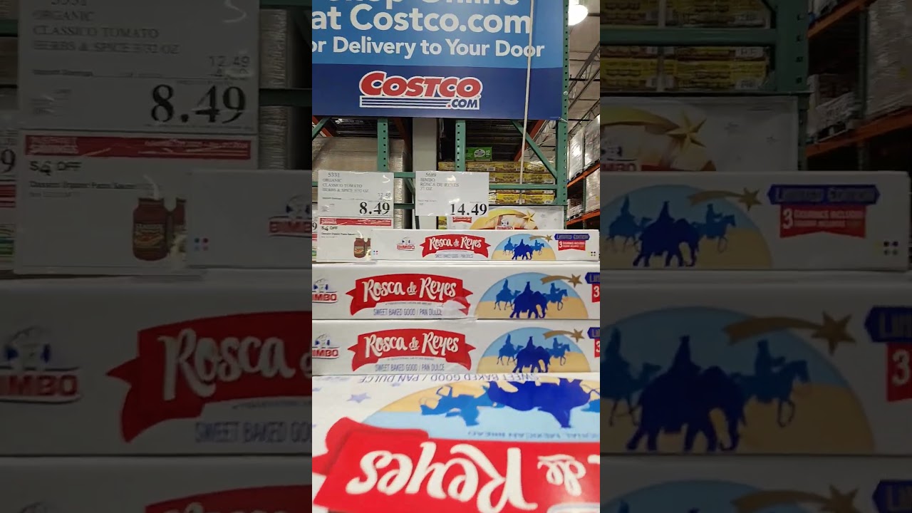 Rosca de Reyes at Costco 