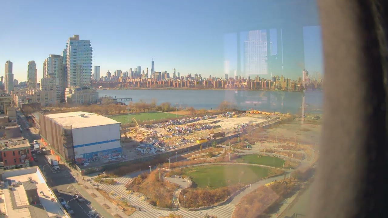 CitiStorage Warehouse Demolition at Bushwick Inlet Park